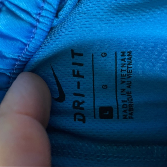 Nike Dri Fit Shorts - Picture 3 of 3